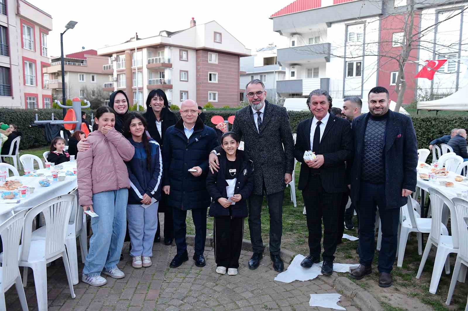 kestel belediyesinden sokak iftari 2 7Pu5jX1U