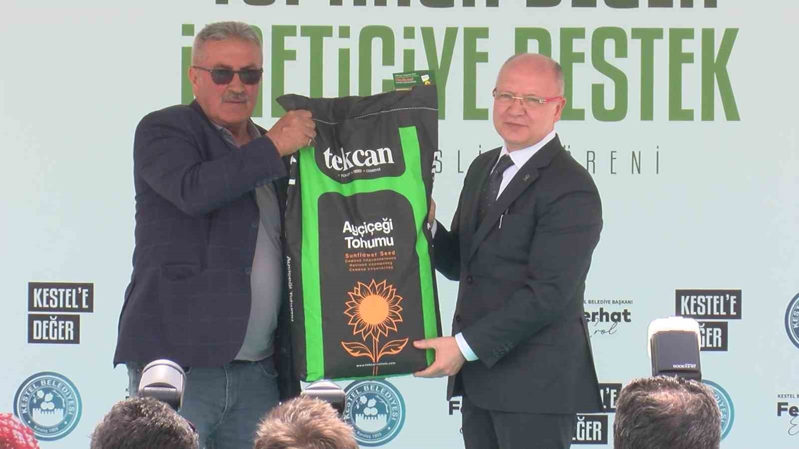 kestelde ureticiye 6 bin ahududu fidani destegi 6 38nGYIHz