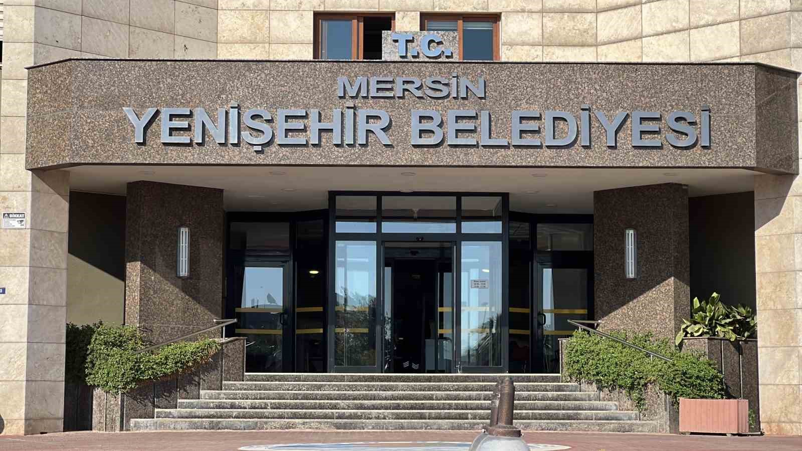 khk ile ihrac olan sahsa belediye arac vermis otomobil aile araci gibi olmus 2 P5bUDyUO