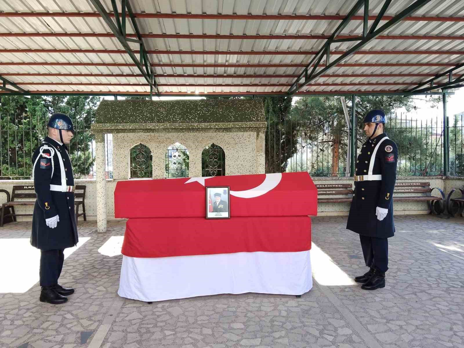 kibris gazisi 73 yasinda son yolculuguna ugurlandi 3 RmHLiPWg