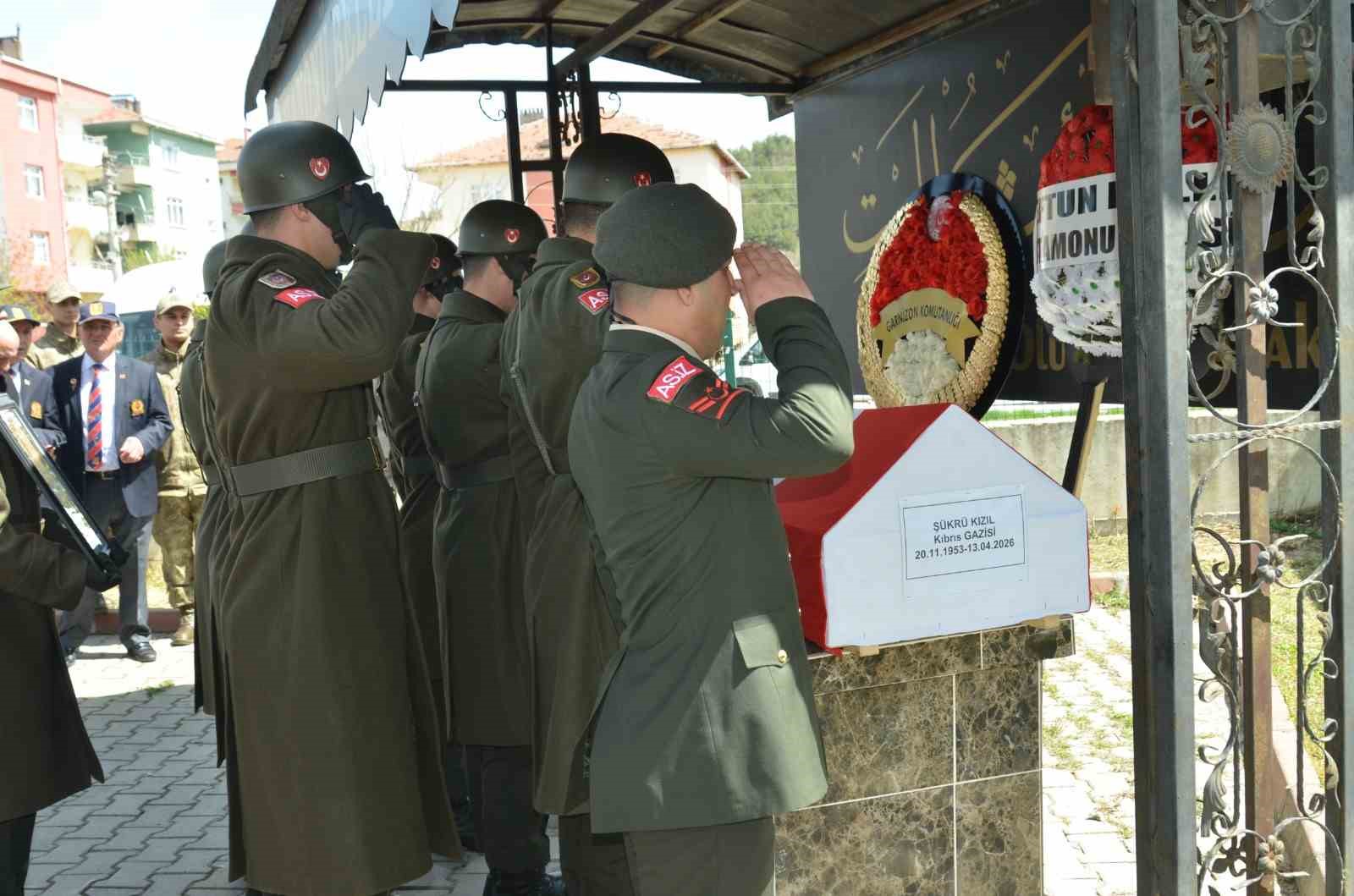 kibris gazisi askeri torenle son yolculuguna ugurlandi 4 Dgzb7VmC
