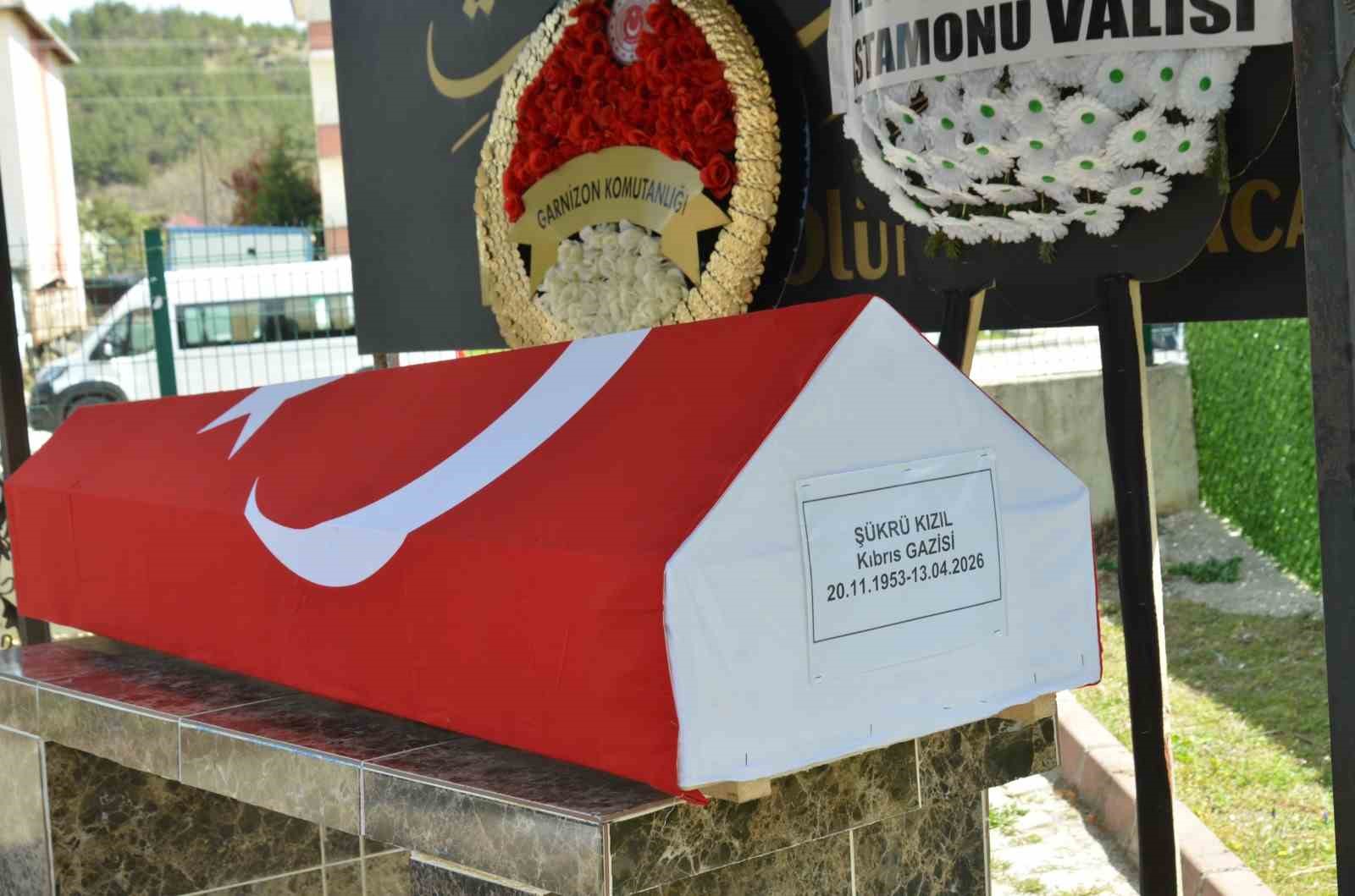 kibris gazisi askeri torenle son yolculuguna ugurlandi 5 udssb4TS