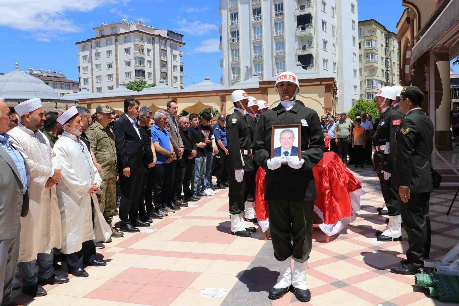 kibris gazisi ibrahim halil tufekciyasar son yolculuguna ugurlandi 4