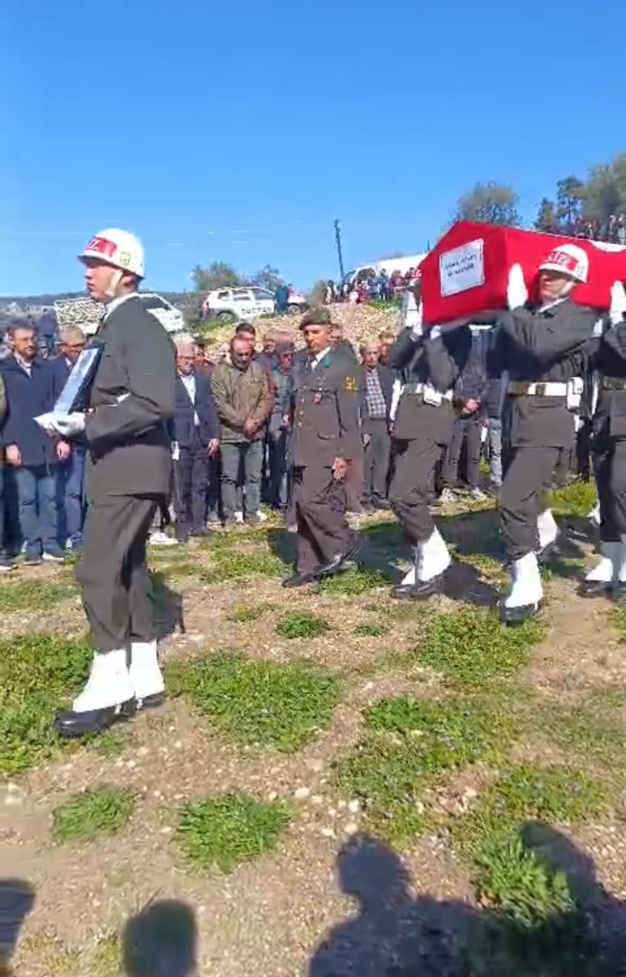 kibris gazisi torenle topraga verildi 2 4yvmRHWX