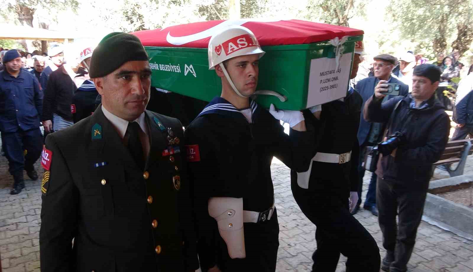 kibrista kazada hayatini kaybeden uzman onbasi son yolculuguna ugurlandi 0