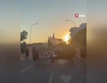 kibrista-rum-tarafindan-metehan-sinir-kapisinda-provokatif-gosteri-bkUM5QP6.jpg