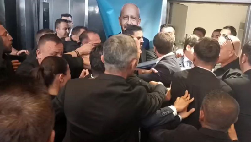kilicdaroglu 25 yil sonra chp genel merkezinde 0 pJSSZJsv