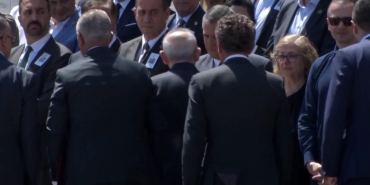 kilicdaroglu-ve-ozel-mutlak-butlan-kararindan-sonra-ilk-kez-cenaze-toreninde-yan-yana-geldi-AjC2GX9D.jpg