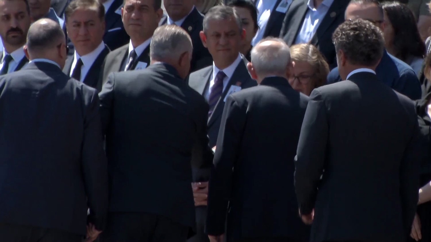 kilicdaroglu ve ozel mutlak butlan kararindan sonra ilk kez cenaze toreninde yan yana geldi g68zgjzW