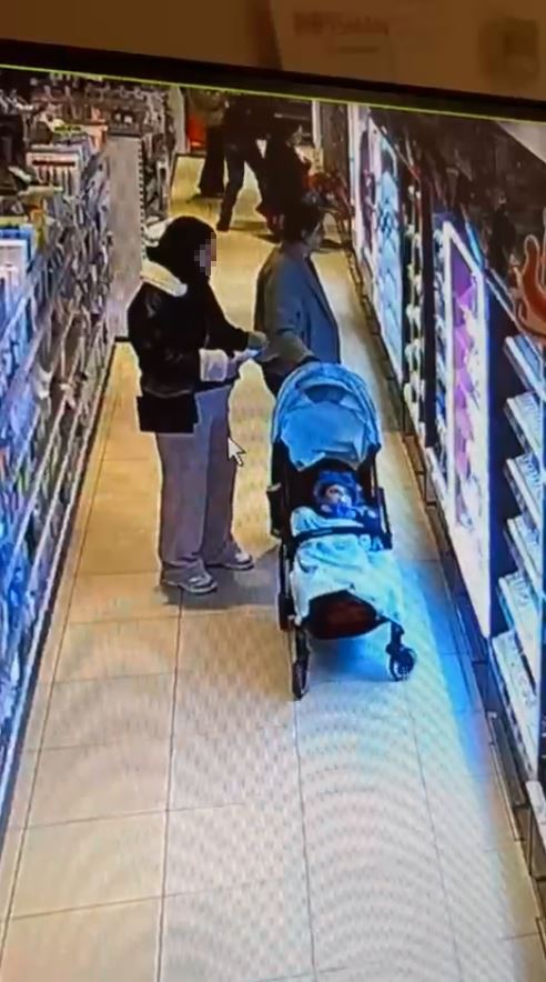 kiliktiktan kiliga giren cep telefonu hirsizi kadin kamerada 1 R2OlQl4y