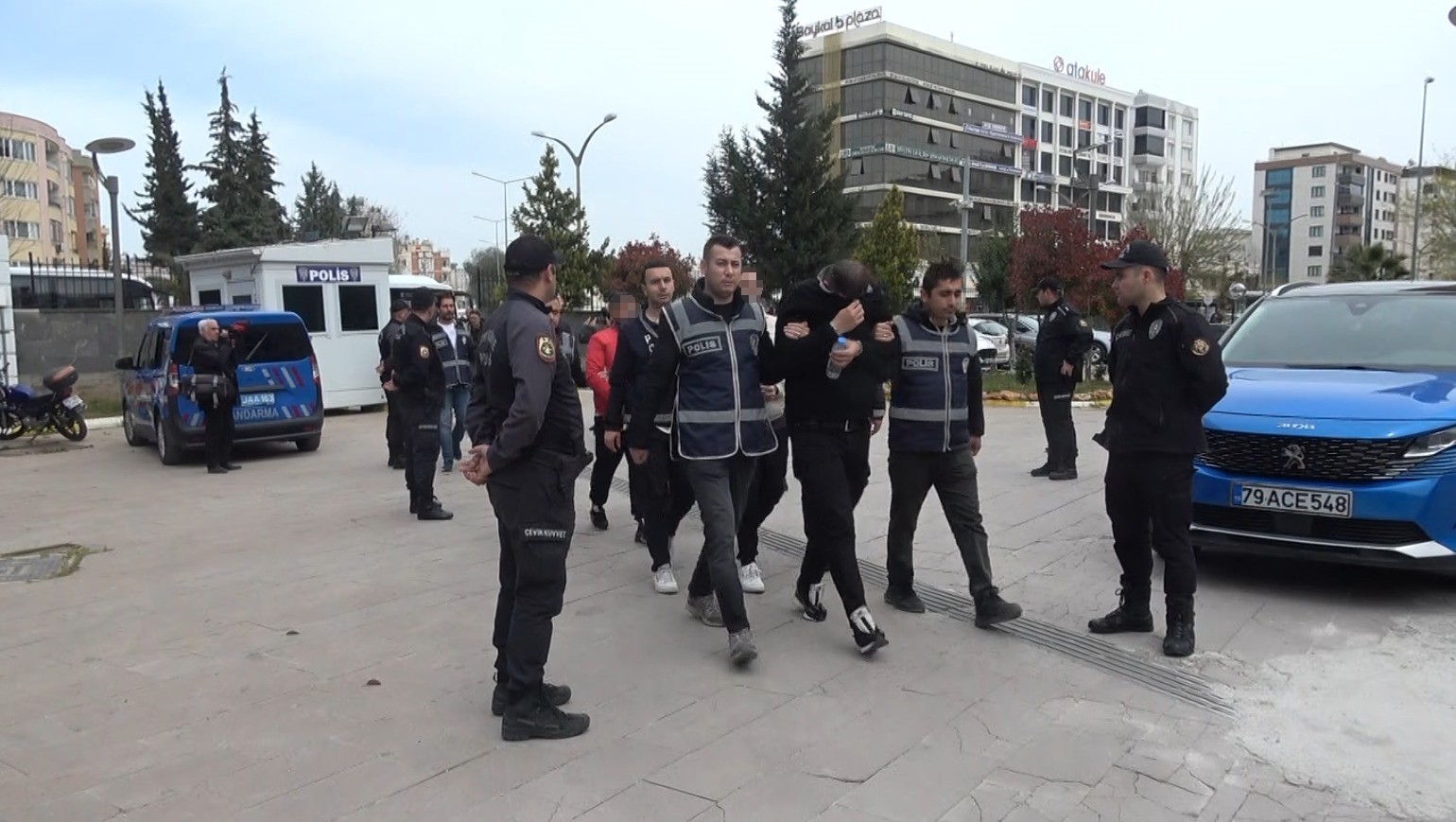 kilis merkezli 9 ilde siber bahis operasyonu 35 gozalti 23 tutuklama 1 rhELZMtF