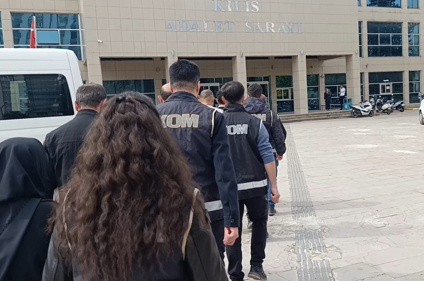Kilis merkezli altın kaçakçılığı operasyonu: 4 tutuklama 5 kilis merkezli altin kacakciligi operasyonu 4 tutuklama 1 7nv43KfK