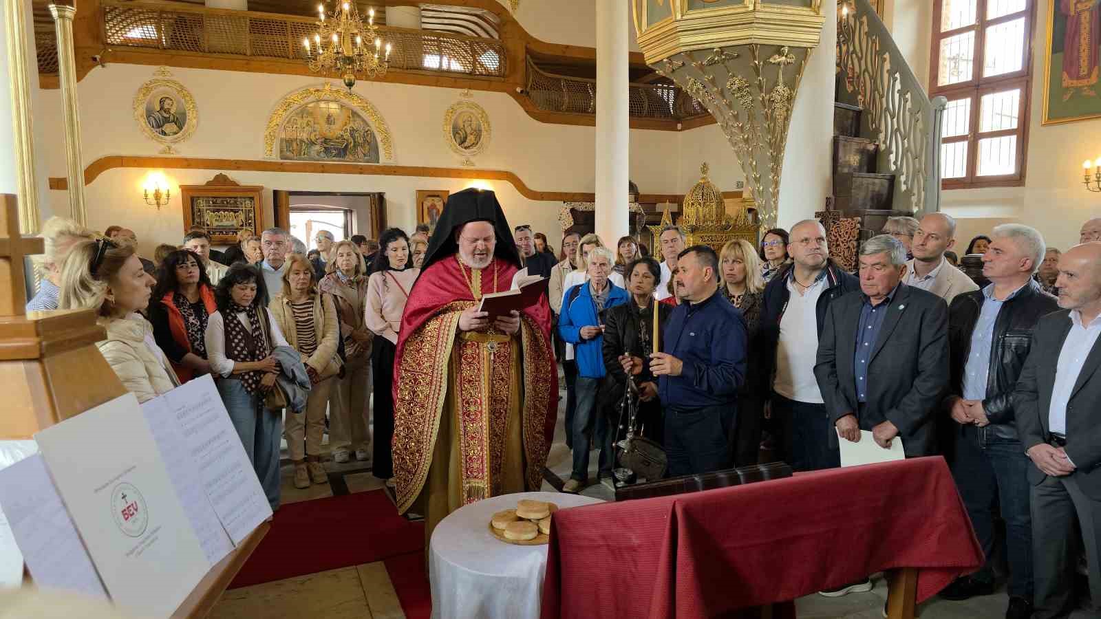 kilise ayininde bulgarca yunanca dil tartismasi biz yunan degiliz tepkisi 4 P2Sc2IBe
