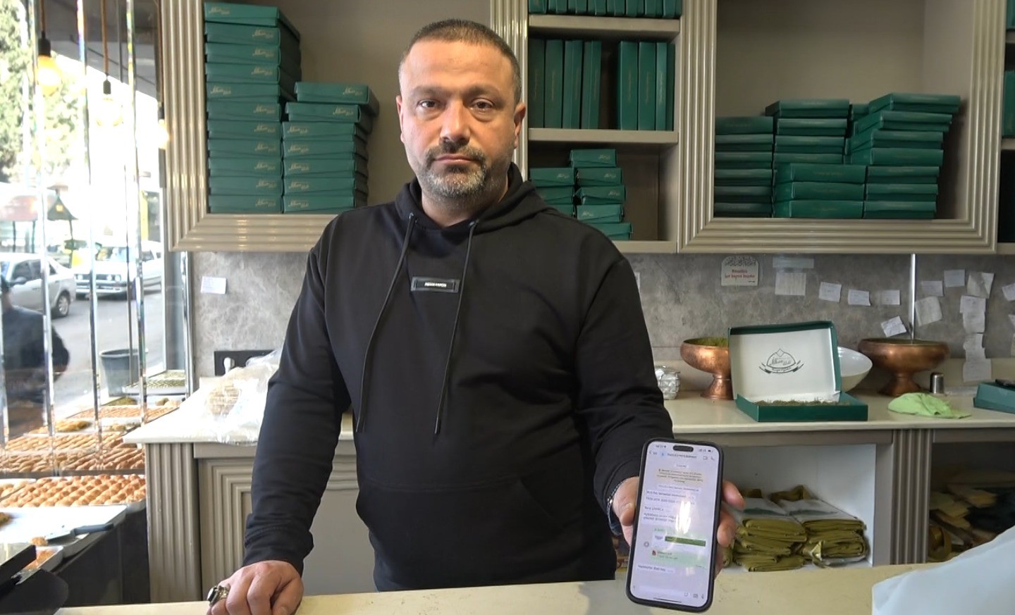 kiliste bir tatlici yardim bahanesiyle 25 bin tl dolandirildi 0 ROa1wHmi