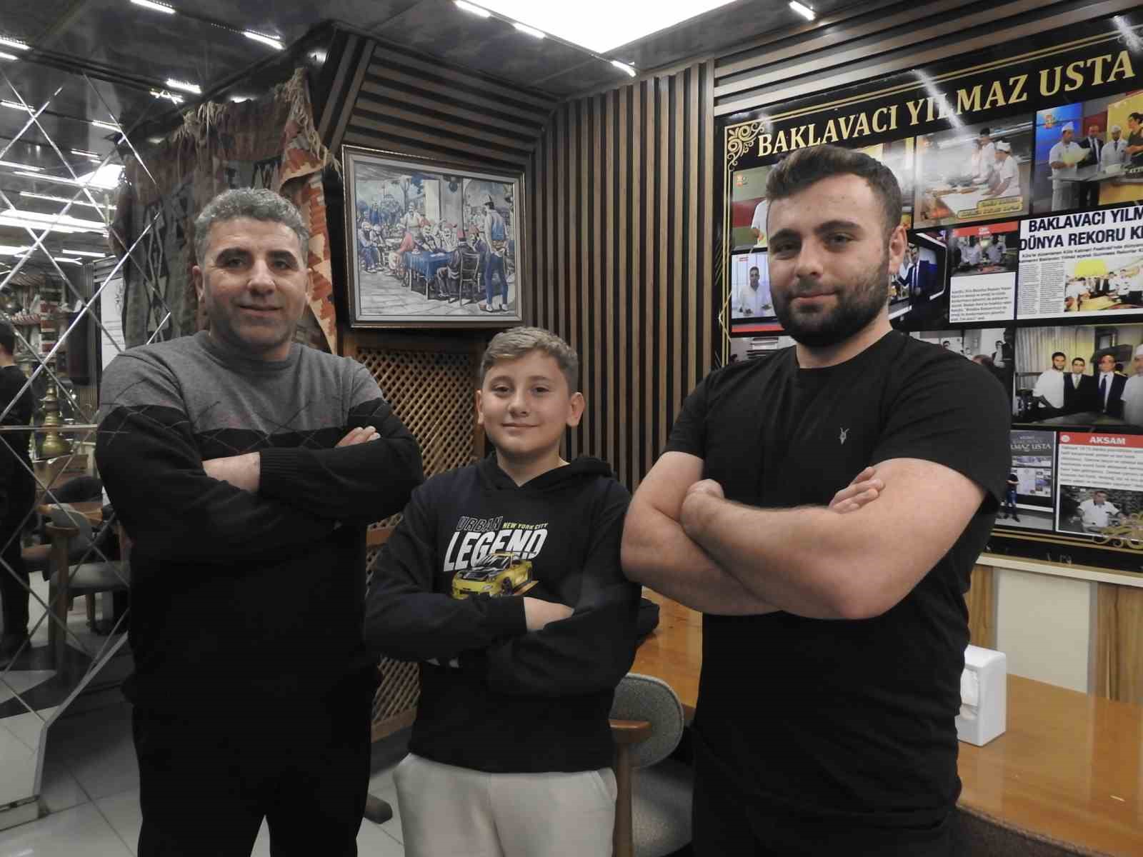 kiliste donercilerden sonra tatlici esnafi da indirim akimina katildi 4 UdwKO82v