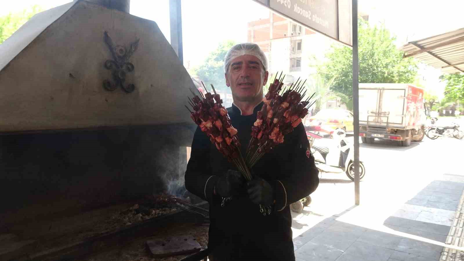 kiliste dumani gor gel sloganiyla taninan cigerci ustasi lezzetin sirrini anlatti 1 nekus5eb