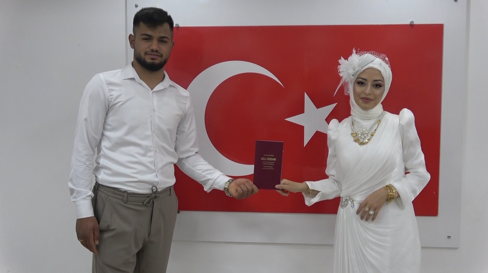 Kilis’te "İki İnsan Bir Hayat" projesi kapsamında nikah töreni gerçekleşti 4 kiliste iki insan bir hayat projesi kapsaminda nikah toreni gerceklesti 0 QXKinqaS
