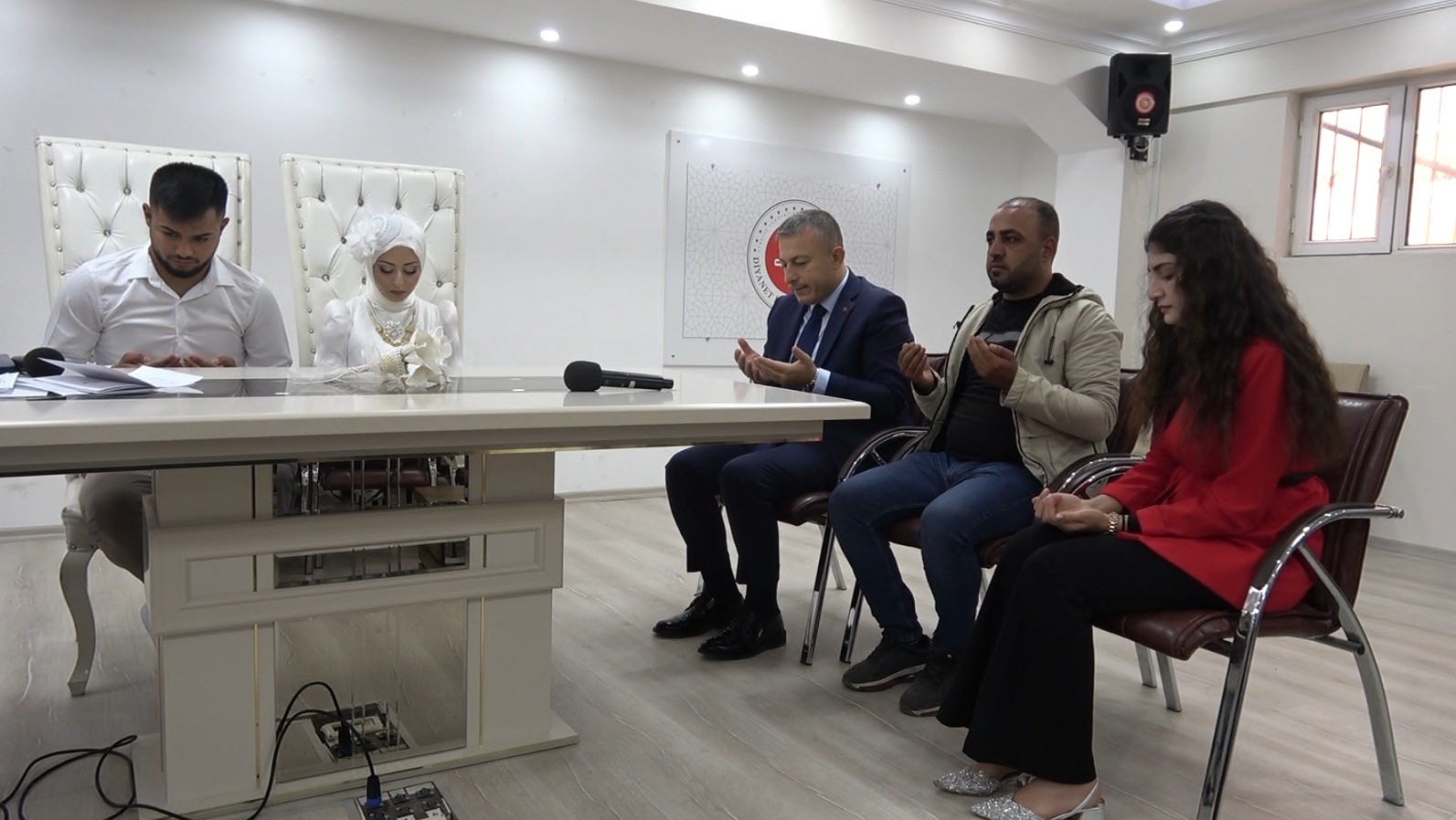 Kilis’te "İki İnsan Bir Hayat" projesi kapsamında nikah töreni gerçekleşti 5 kiliste iki insan bir hayat projesi kapsaminda nikah toreni gerceklesti 1 5BKUvKIL