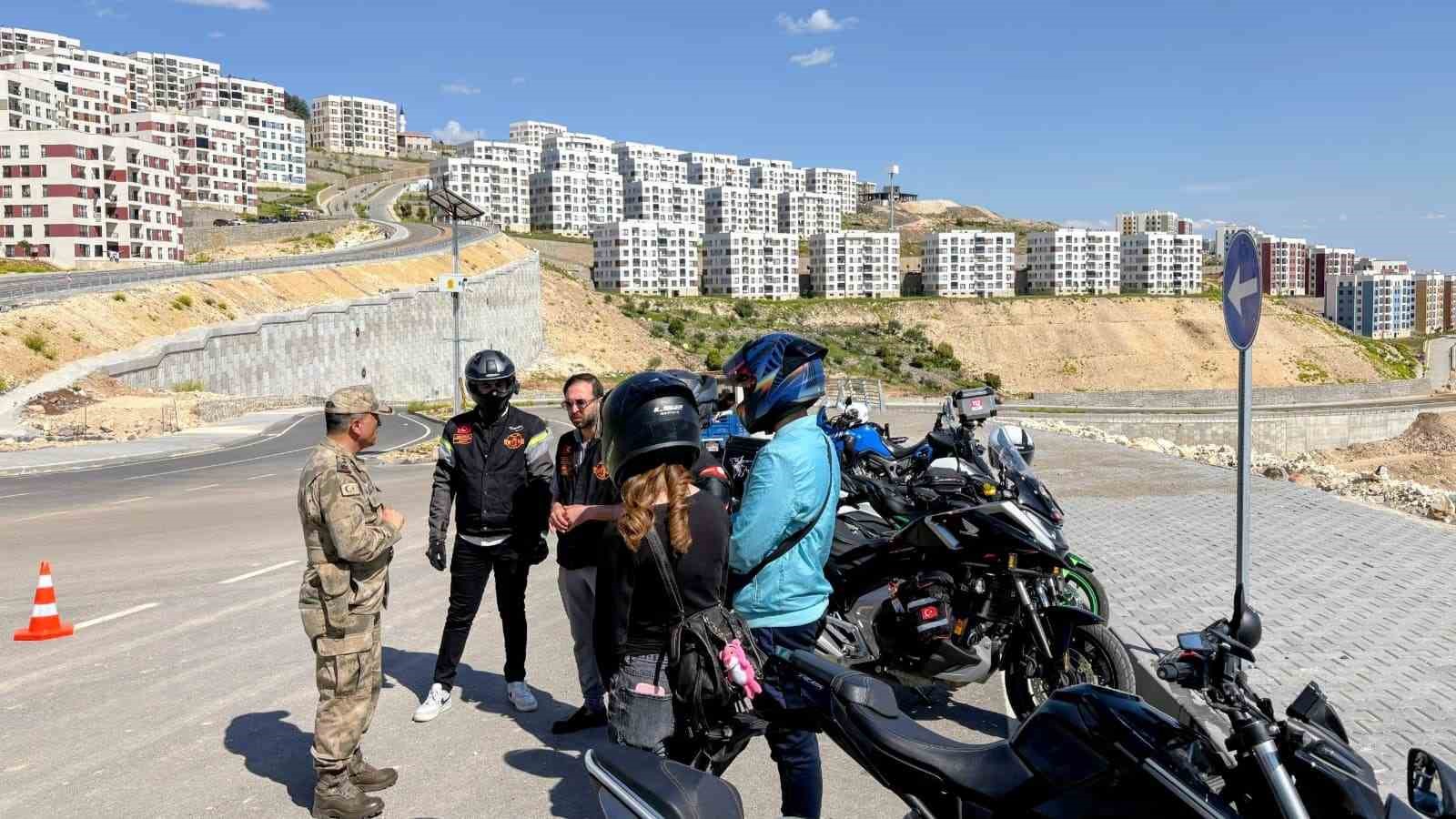 kiliste jandarmadan trafik farkindaligi egitimi 2 GtUBkHDL