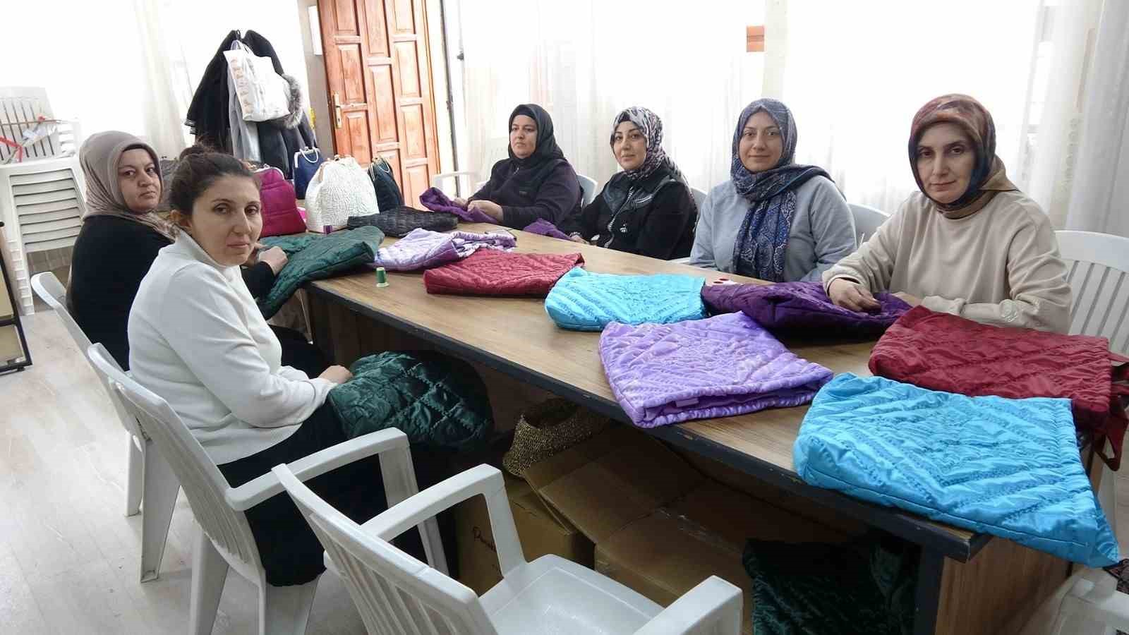 kiliste kadinlarin el emegiyle yorgancilik yeniden canlaniyor 4 28TYf3WG