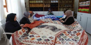 kiliste-kadinlarin-el-emegiyle-yorgancilik-yeniden-canlaniyor-LSinydGD.jpg