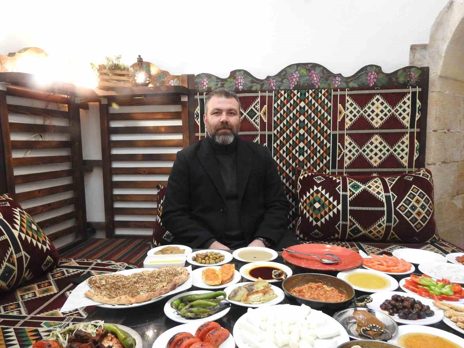 kiliste kahvalti zahter ve zeytinyagiyla basliyor 2 iU1pauHc