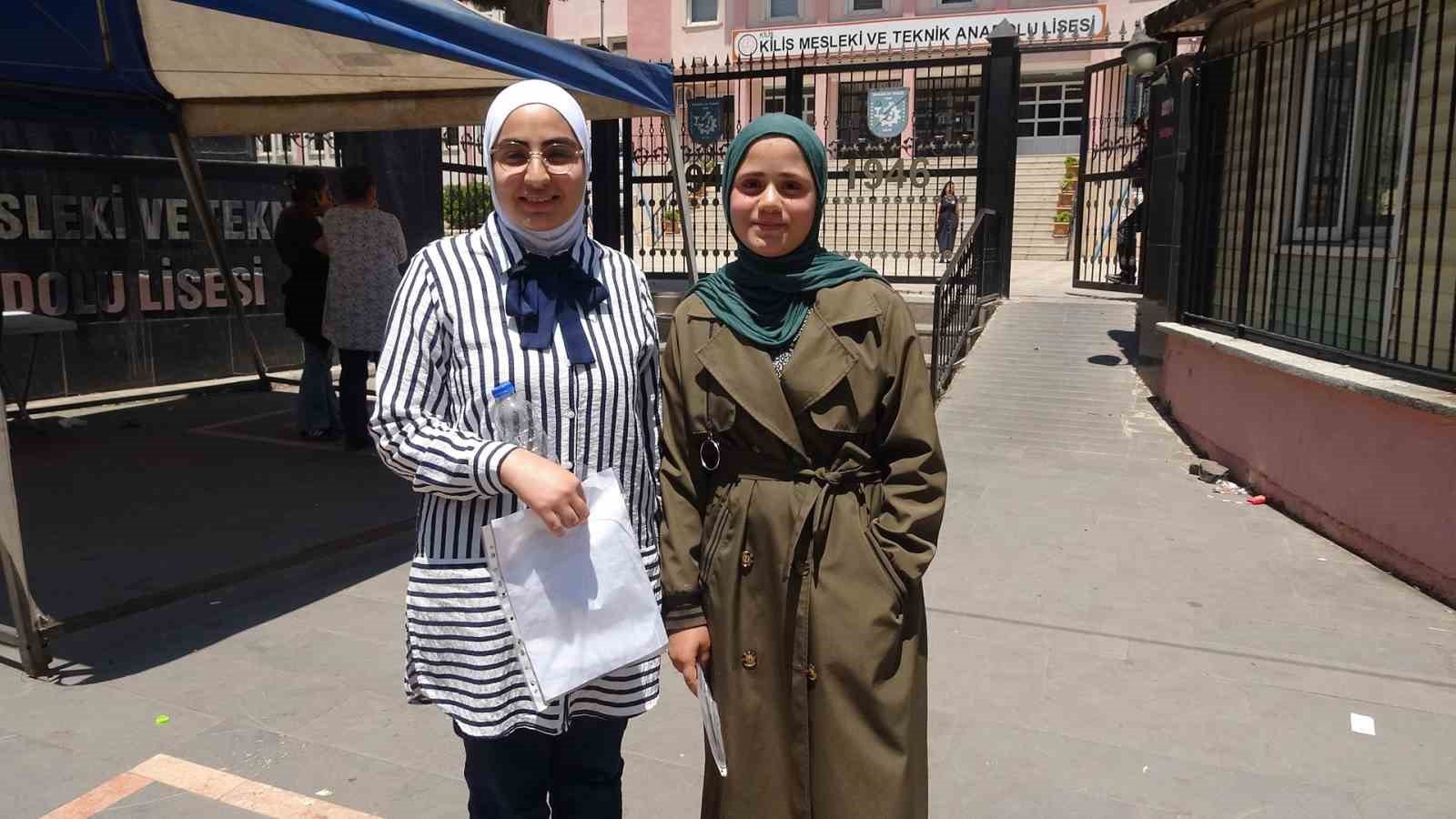 Kilis’te LGS heyecanı: 2 bin 186 öğrenci ter döktü 7 kiliste lgs heyecani 2 bin 186 ogrenci ter doktu 3 TWDWKOHO