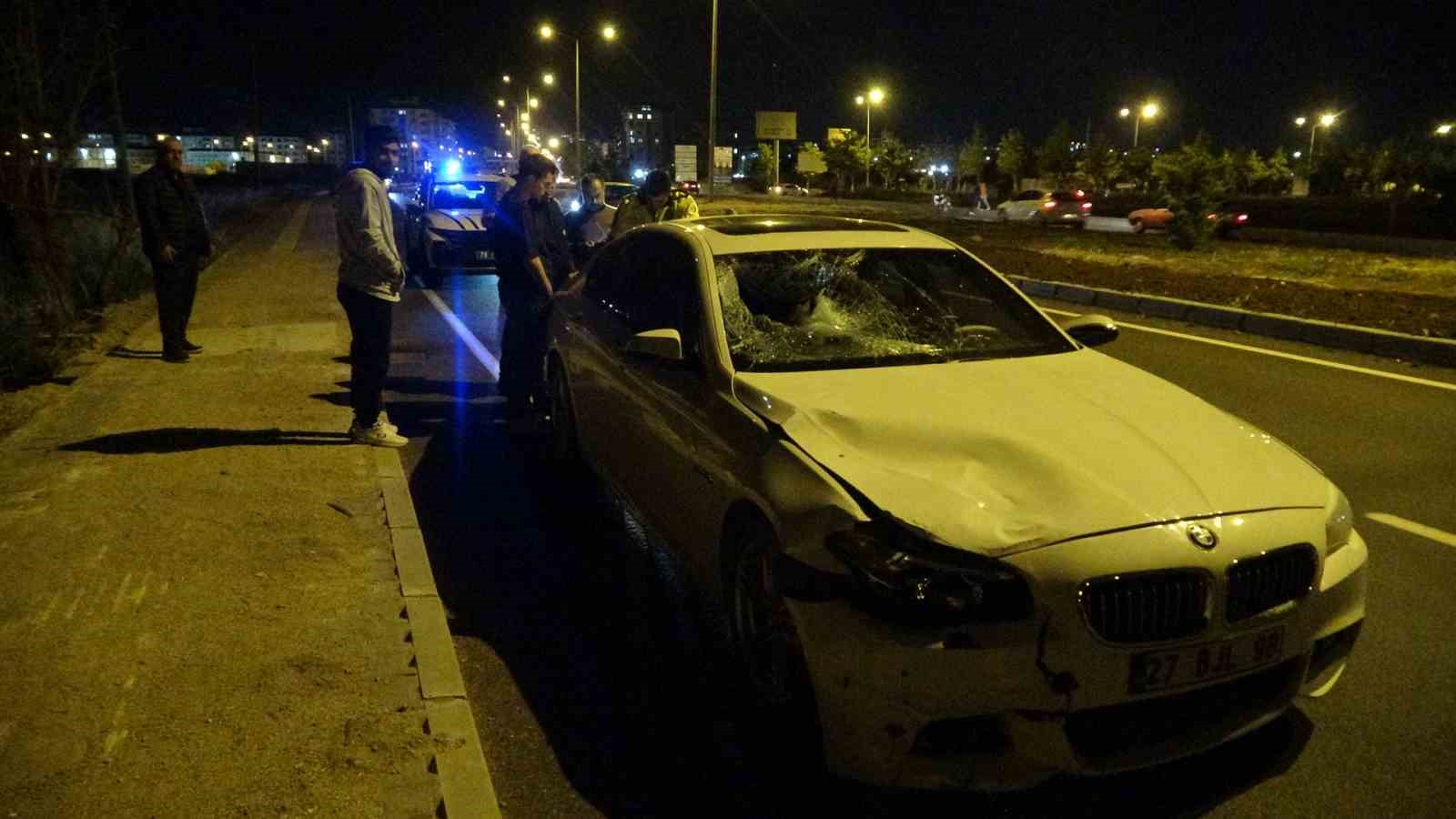 kiliste motosiklet ile otomobil carpisti 2 yarali 2 4NWZGfsG