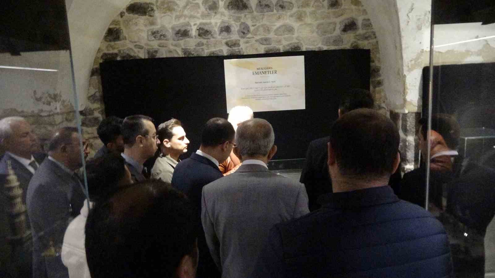 kiliste mukaddes emanetler sergisi ziyarete acildi 1