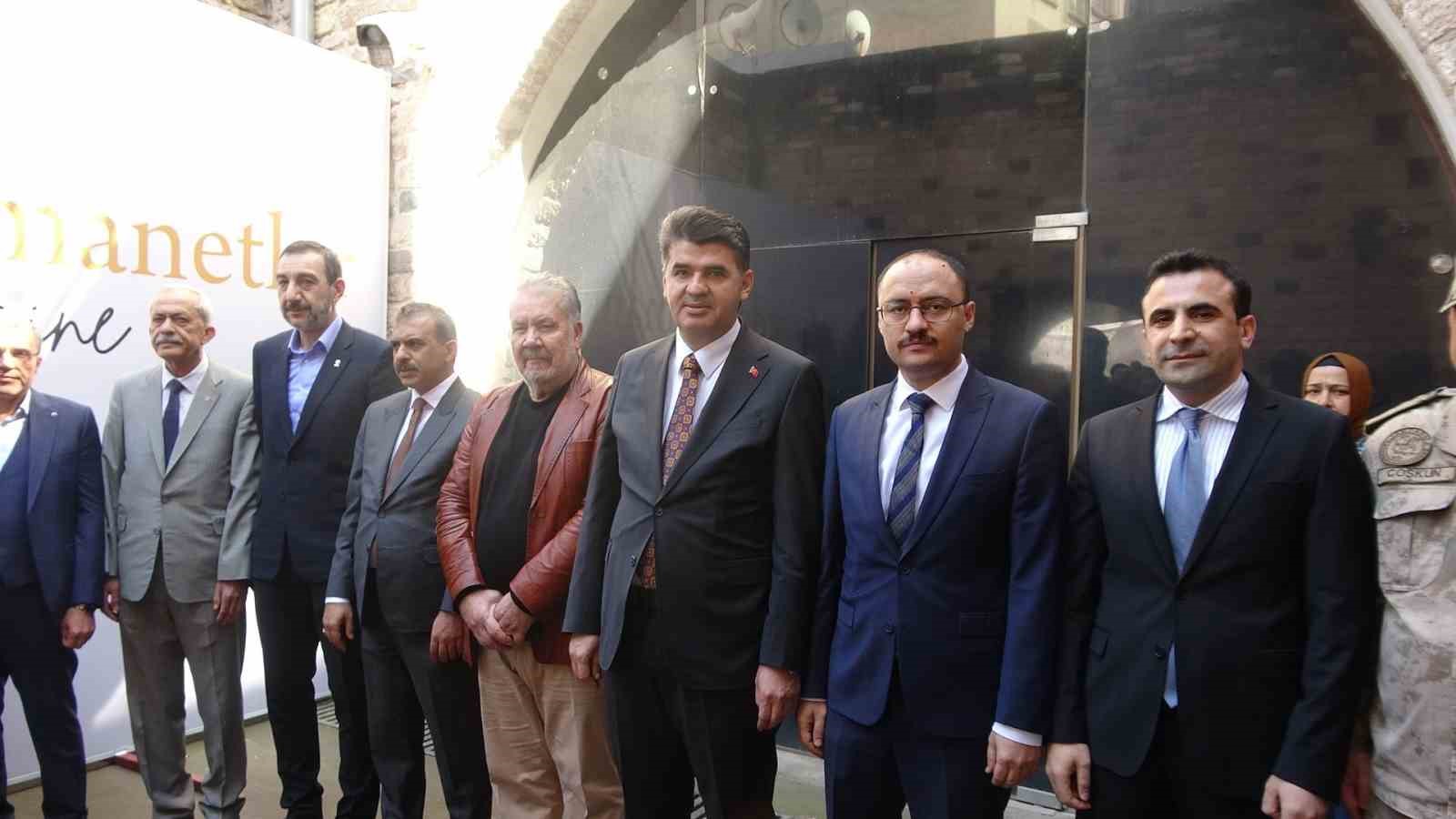 kiliste mukaddes emanetler sergisi ziyarete acildi 3 pCVpAfce