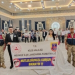 kiliste-mutlulugunuza-kursun-sikmayin-uyarisi-cfcQ9wHb.jpg