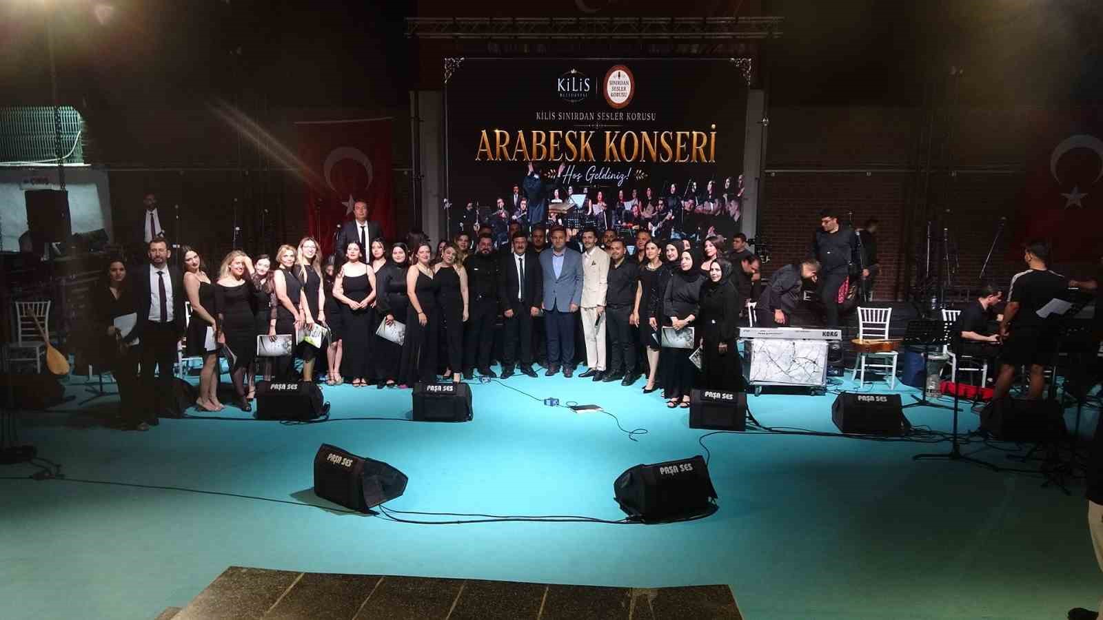 Kilis’te "Sınırdan Sesler Korosu" konserine yoğun ilgi 6 kiliste sinirdan sesler korosu konserine yogun ilgi 2 H4XKVkgp