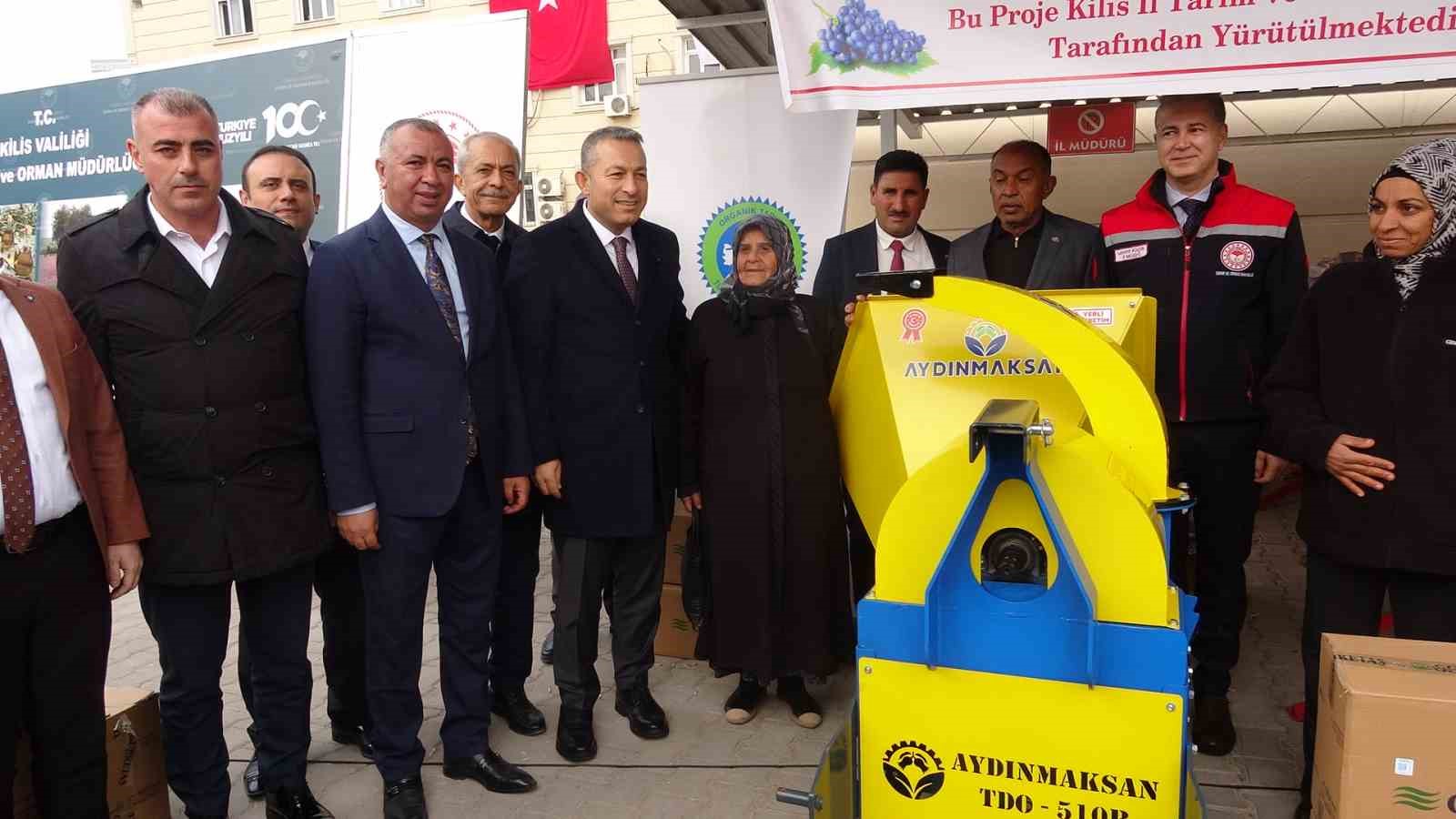 kiliste ureticilere hibe destekli tarim ve hayvancilik ekipmanlari dagitildi 3 Q54BzM3I