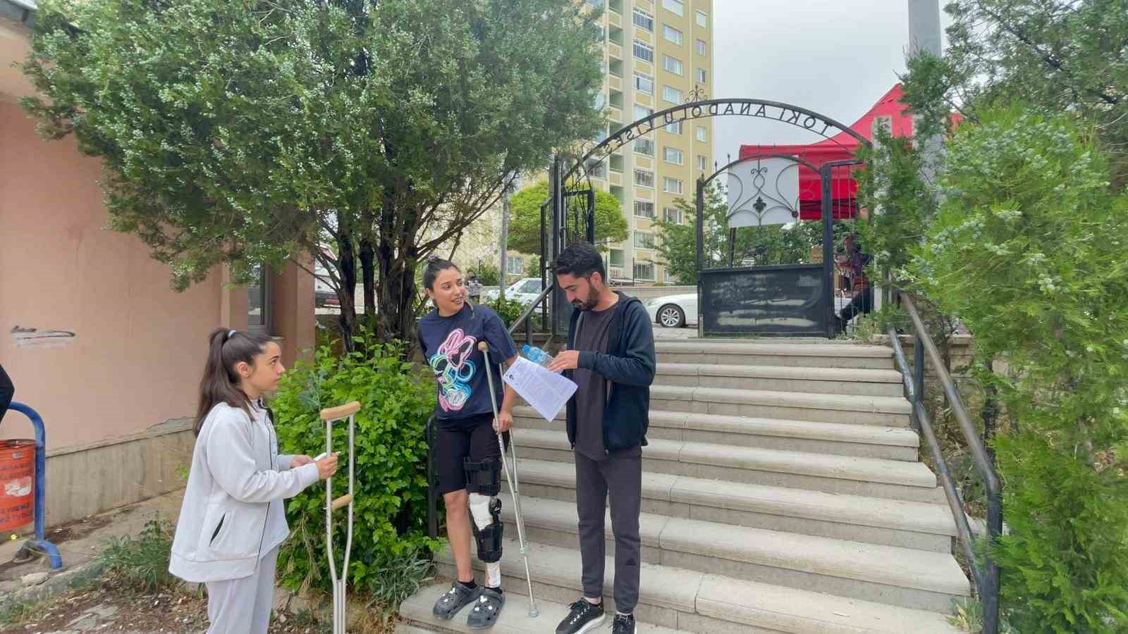 kimligini evde unutan adayin imdadina polis yetisti 1 62wKXa6r