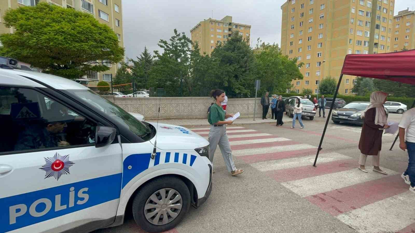 kimligini evde unutan adayin imdadina polis yetisti 2 TOSOT67f