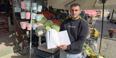 kimse-bilmesin-allah-bilsin-diyerek-150-bin-liralik-veresiye-defterini-kapatti-qmzmD2di.jpg