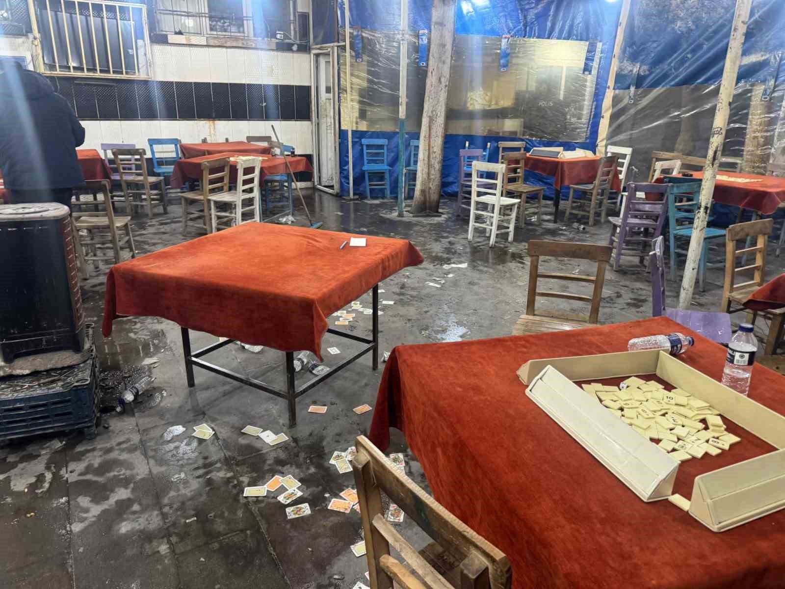 kiraathanede bicakli saldiriya ugrayan amca ve yegeni yaralandi 5 M9Ogfjz7