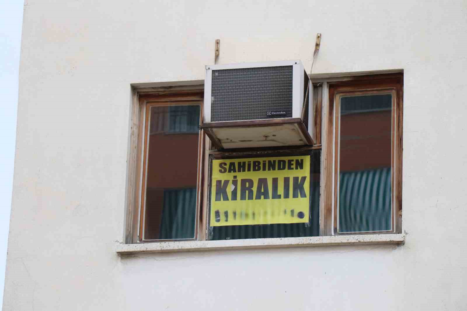 kiracisini her 50 gunde kontrol etmek isteyen ev sahibinden 3 sayfalik sira disi kriter 8v2meCcv