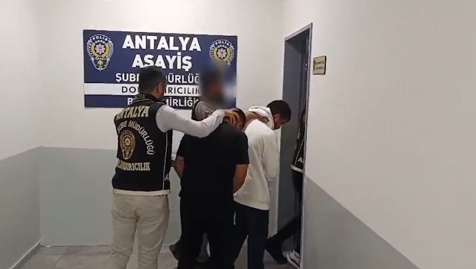 kiralik ilaniyla basladi 21 milyonluk vurgunla bitti 3 kisi tutuklandi 2 hh8hq9SE
