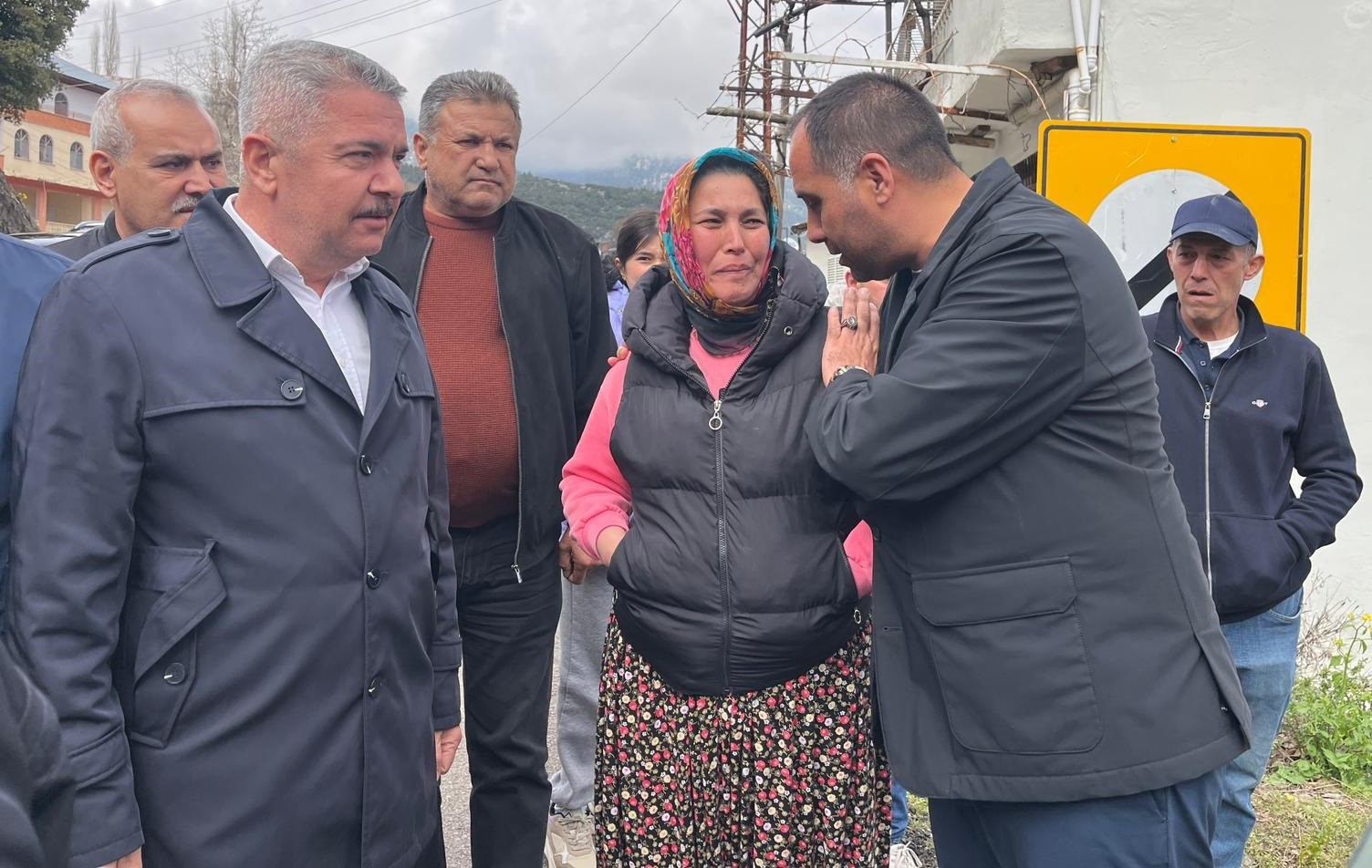 kiratli heyelan bolgesinde incelemelerde bulundu 1 5Ki3yG7N