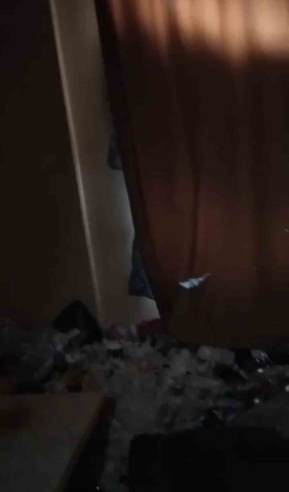 kiraya verdigi dairesine girince gordugu manzara sok etti 2 WBncYa68