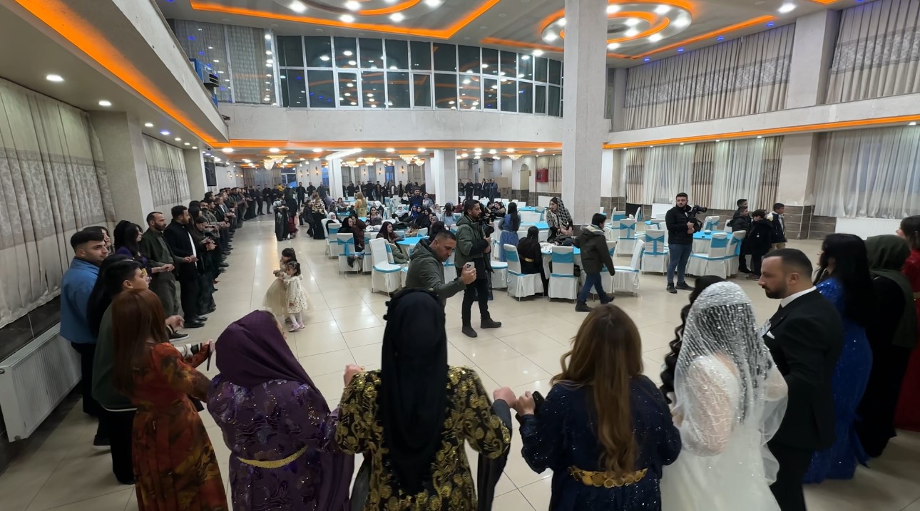 kirgiz gelin ve yuksekovali damadin kargoda baslayan aski mutlu sonla bitti 10 9e47n1kJ