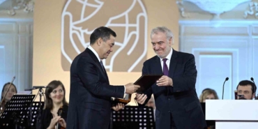kirgizistan-tacikistan-ve-ozbekistan-liderlerine-rusyada-lev-tolstoy-uluslararasi-baris-odulu-4lhcE6kU.jpg