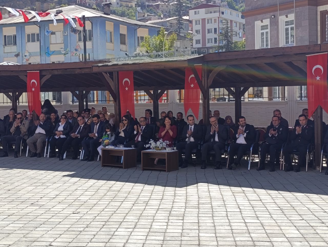 Kırgızistan ve Kazakistanlı sanatçılar Saimbeyli’nin kurtuluş coşkusuna ortak oldu 8 kirgizistan ve kazakistanli sanatcilar saimbeylinin kurtulus coskusuna ortak oldu 4