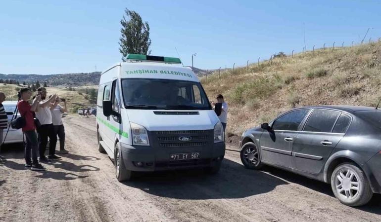 kirikkale-valiliginden-patlamayla-ilgili-aciklama-2-kisi-hayatini-kaybetti-lE1axGyf.jpg