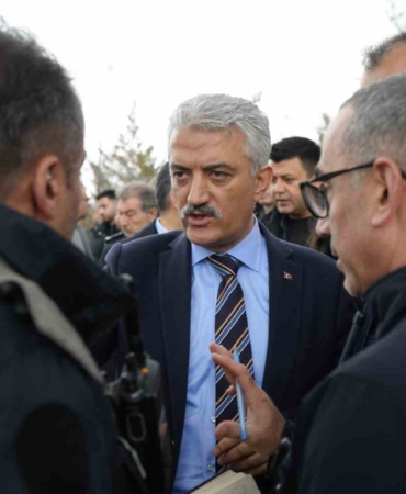 kirikkale-valisi-mehmet-makas-sukurler-olsun-hicbir-can-kaybimiz-yok-McMuDOfV.jpg