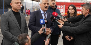 kirikkale-valisi-mehmet-makas-yangin-kontrolumuz-altinda-ZhKtq56q.jpg