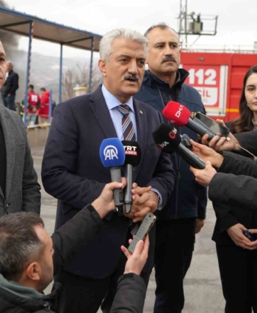 kirikkale-valisi-mehmet-makas-yangin-kontrolumuz-altinda-ZhKtq56q.jpg