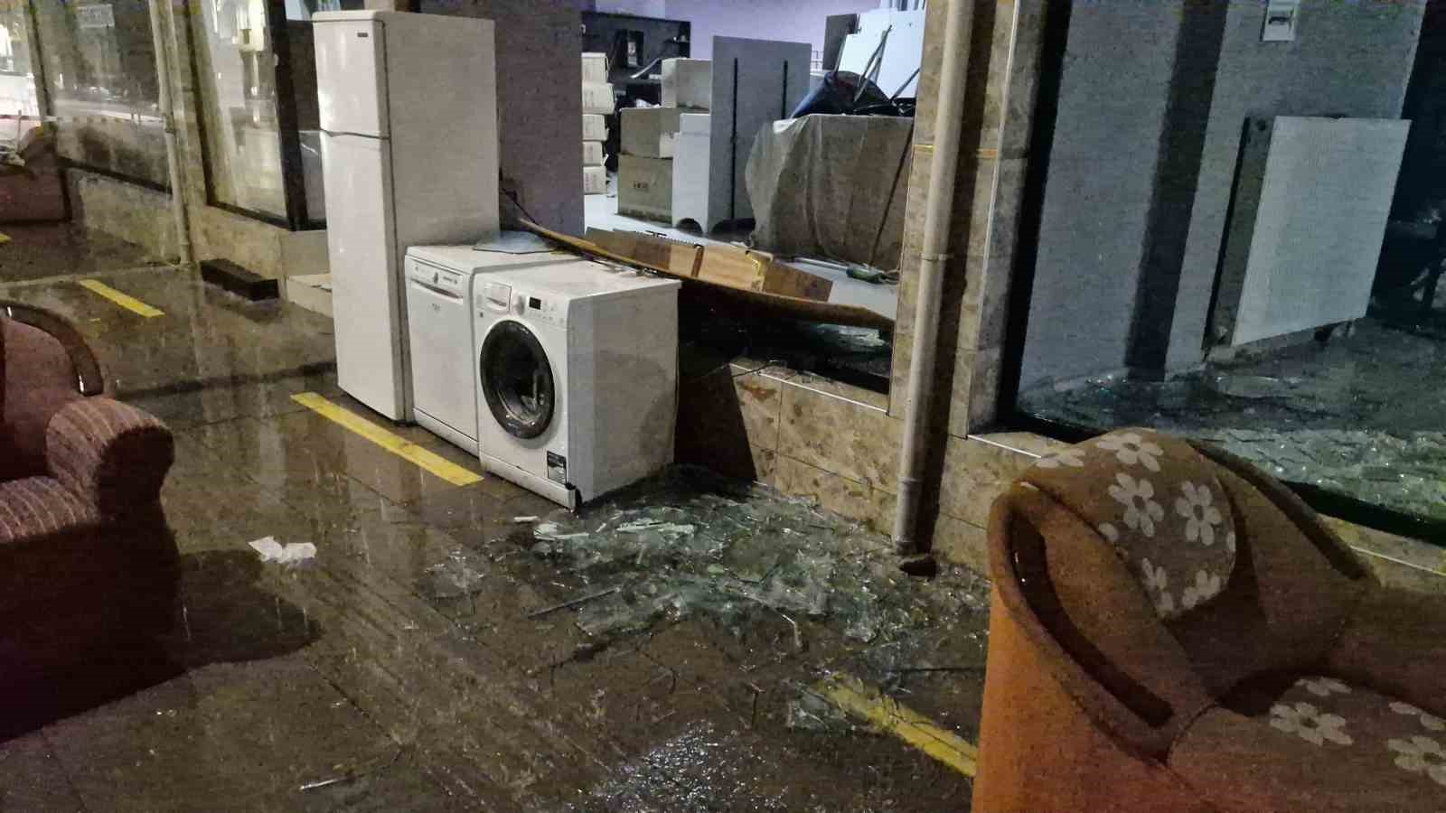 kirikkale ve corumda yagmur ve kuvvetli ruzgar etkili oldu 1 Gqh4UX4d