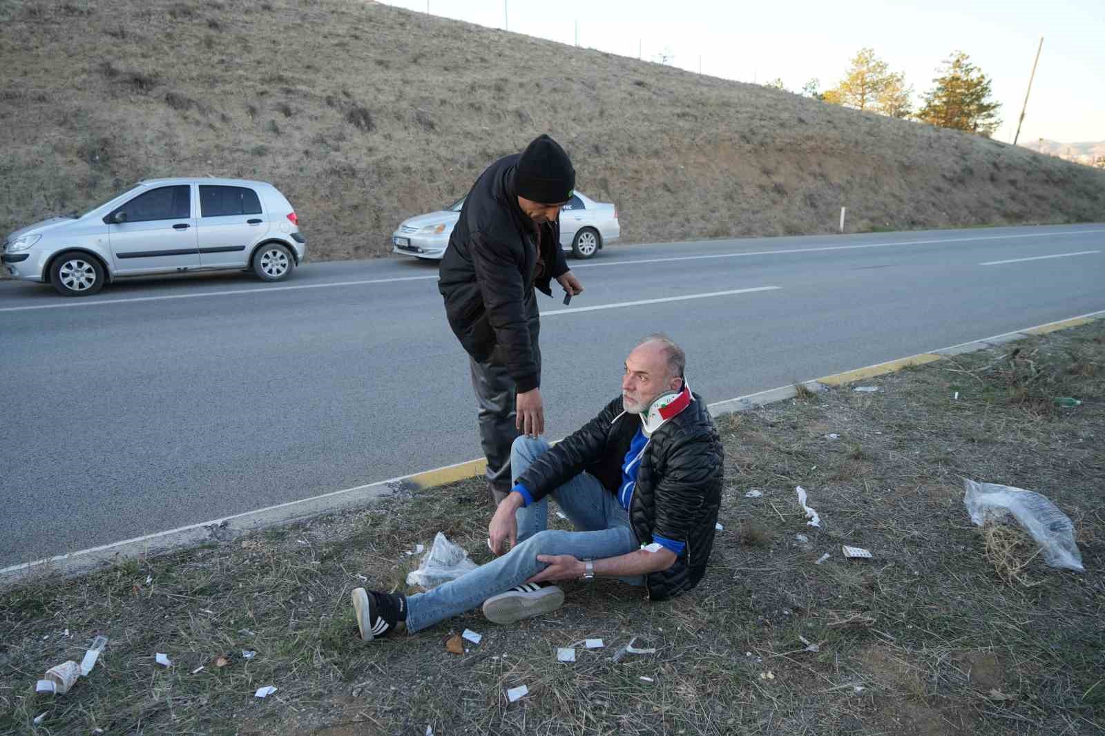 kirikkalede 3 servis araci carpisti 10 yarali 7 nDIhhDSa